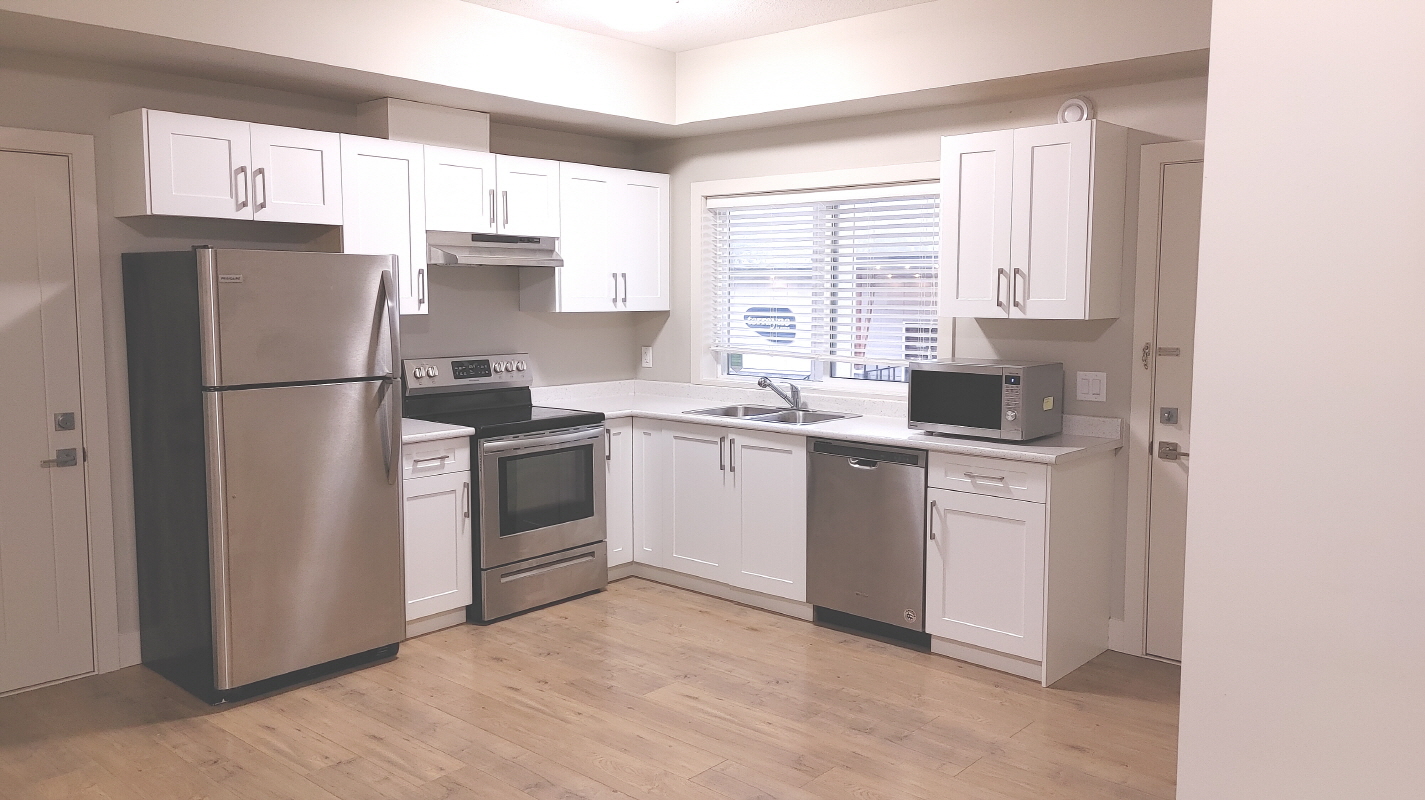 코퀴틀람 버크 마운틴 하우스 베이스먼트 렌트