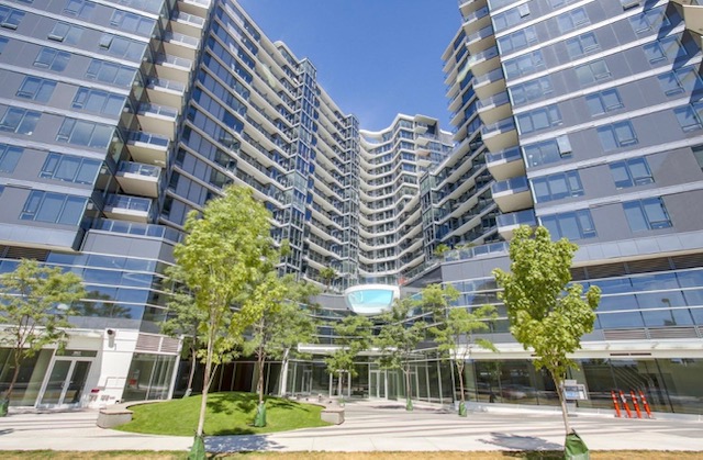 다운타운 밴쿠버 최고급 주상복합! 2BED 2BATH 콘도 (One Pacific)